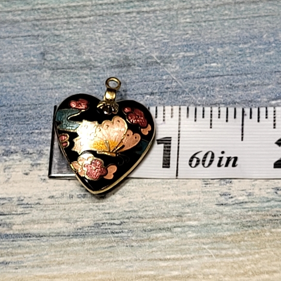 Vintage Cloisonne Butterflie Heart Pendant Necklace. - Picture 5 of 5